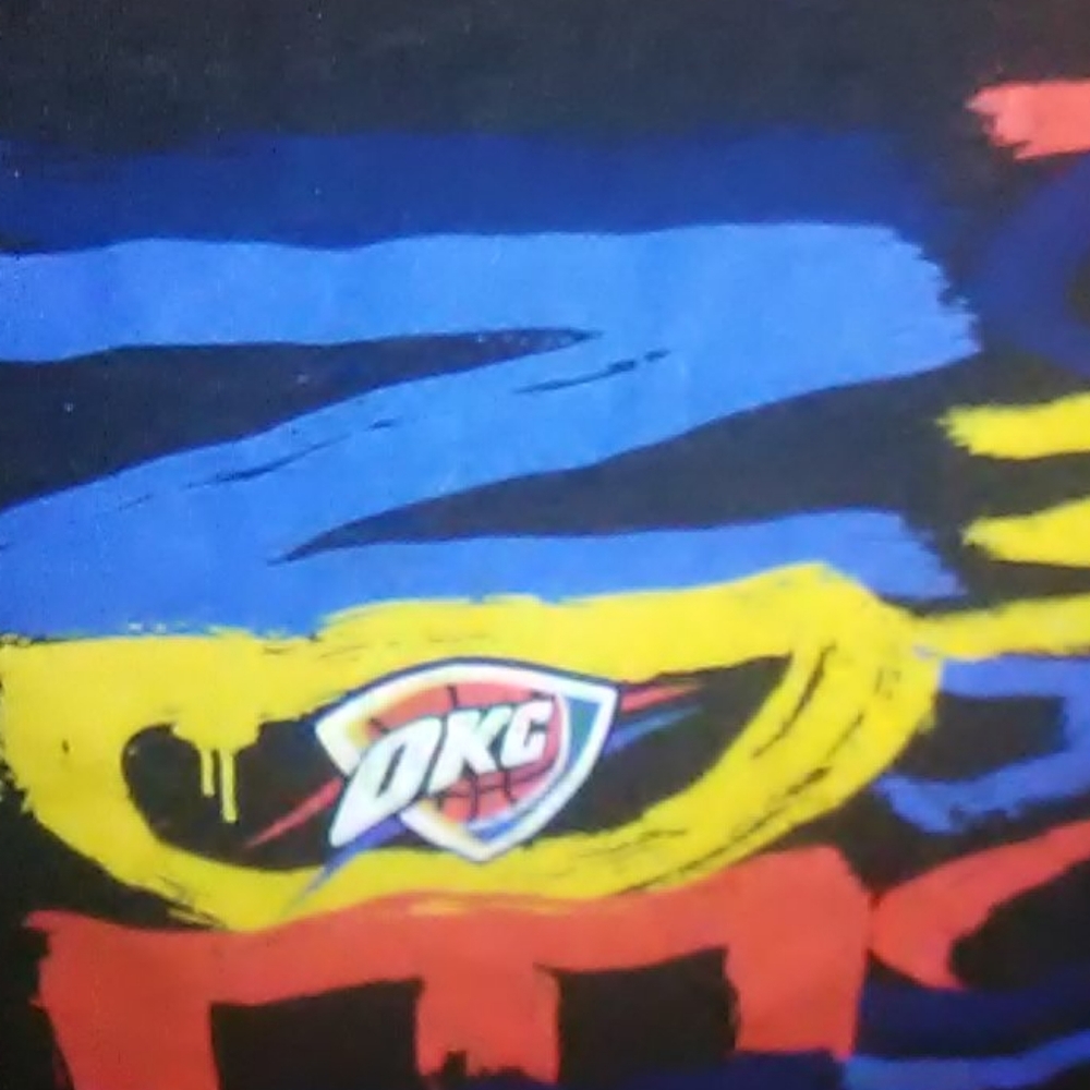 Okc v neck